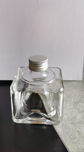 Leere glasflaschen tripple - 4,